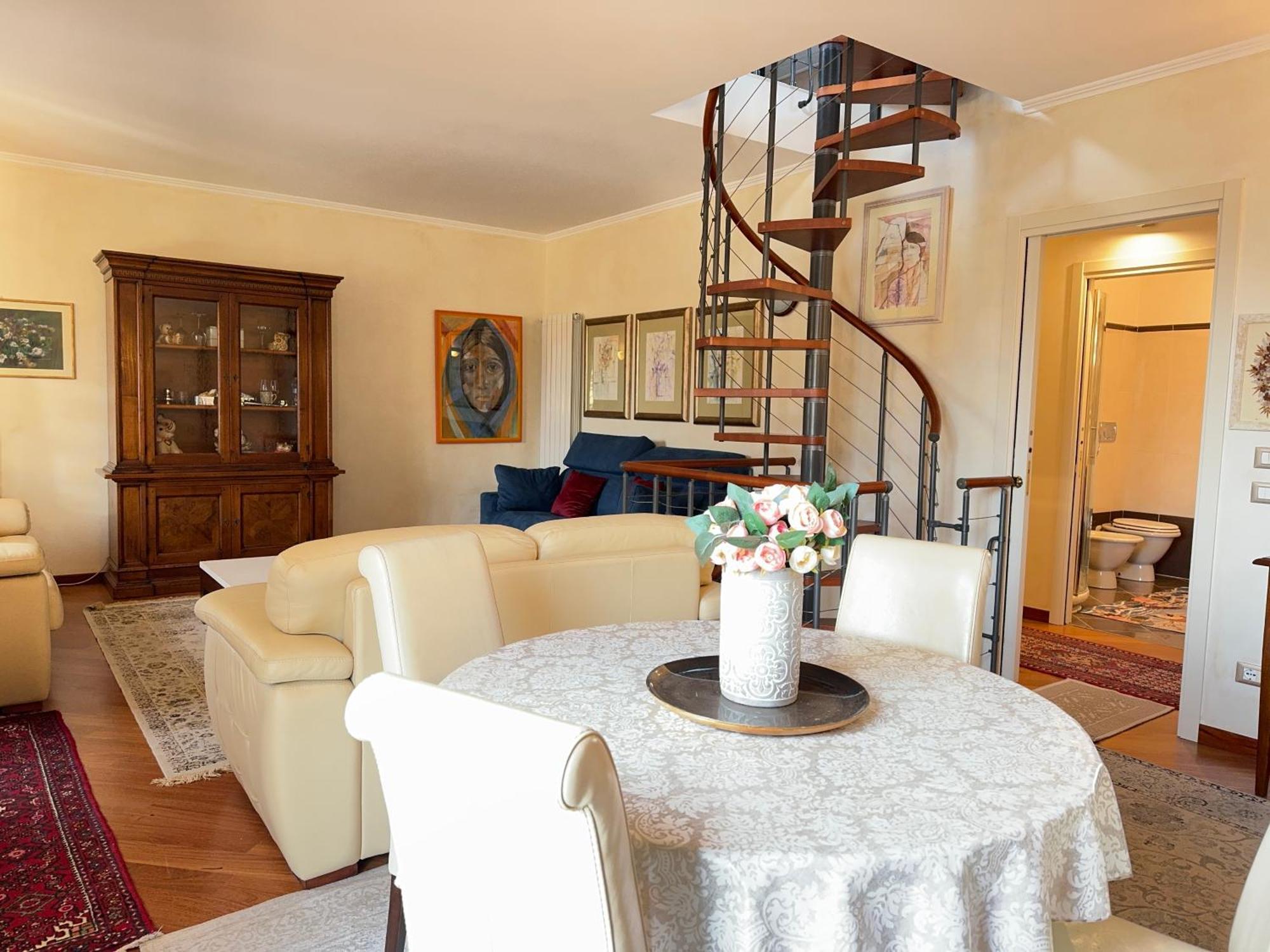 Willa Casa Perfetta Per Grandi Famiglie, Con Jacuzzi Bevera  Zewnętrze zdjęcie