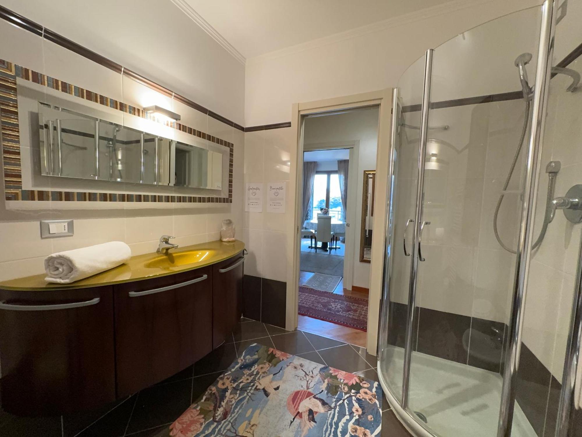 Willa Casa Perfetta Per Grandi Famiglie, Con Jacuzzi Bevera  Zewnętrze zdjęcie